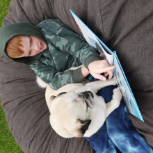  Luke reading to Anzac