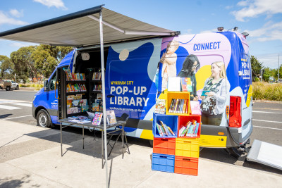 Pop Up Library Van