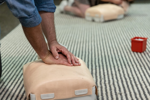 Free CPR Training - Defib in Your Street