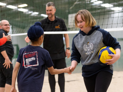Active Holidays - Learn to Play Volleyball