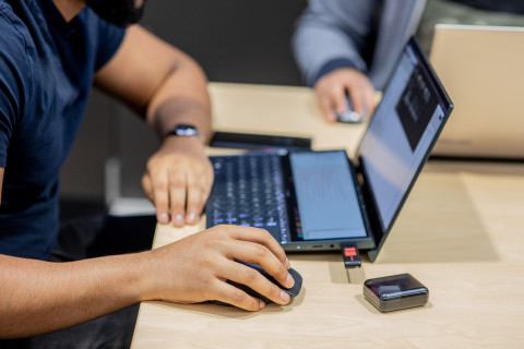 Beginners' Computer Class - Manor Lakes Library