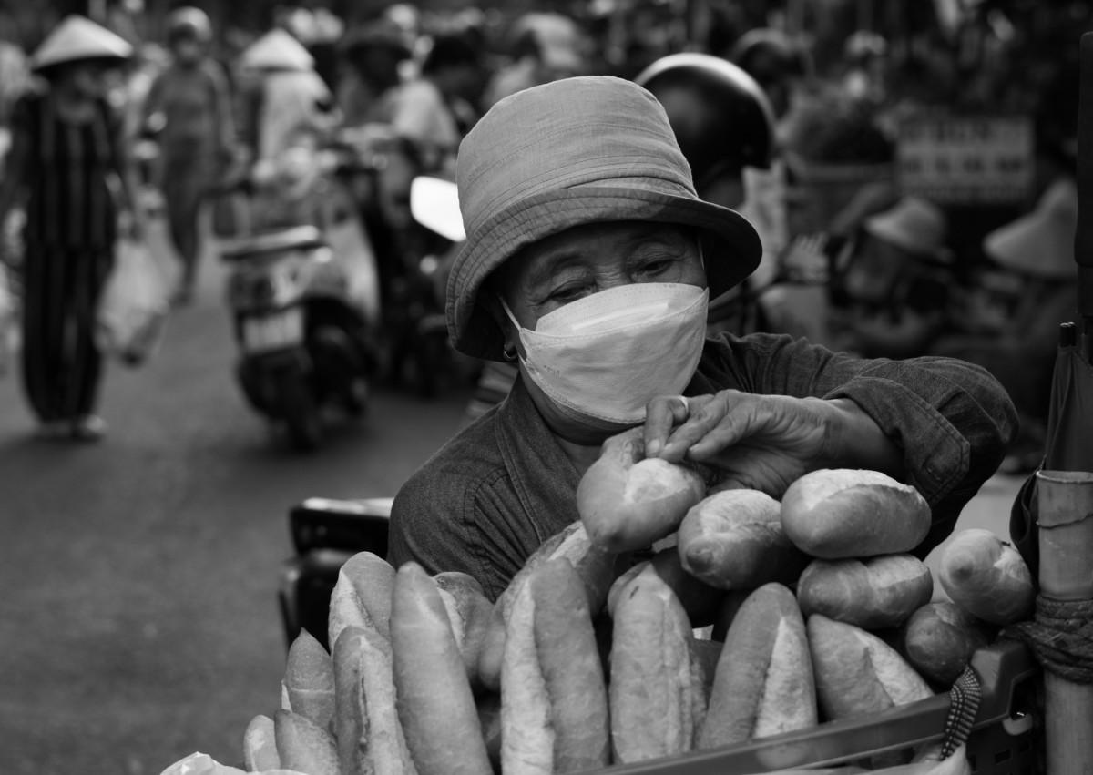 Judge’s Choice Award: Lauryn Brockwell @candidframesbylauryn- Early Morning Market