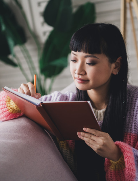 Young girl reading