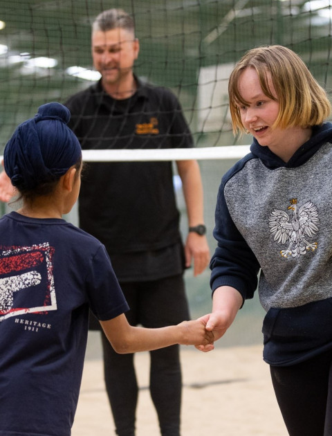 Active Holidays - Learn to Play Volleyball