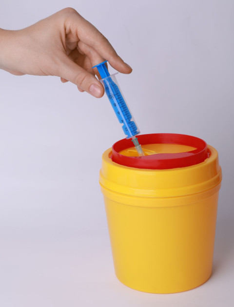 Needles (in syringe container)