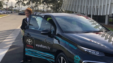 Hydrogen-Fuelled Fleet Cars