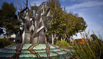 Untitled Fountain (2000) - Helen Bodycomb