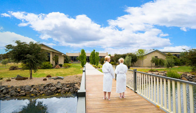 Season Spa Retreat