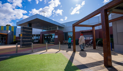 Manor Lakes Community Learning Centre