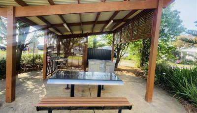 Facilities & Features