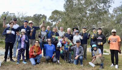 Community Planting Day at Werribee River Park