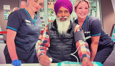 Health Checks with IPC Health at Manor Lakes Community Learning Centre - Seniors Festival 
